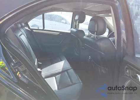 2005 Mercedes-Benz C 230 Kompressor Sport z USA, uszkodzony, nr VIN WDBRF40J45A686162